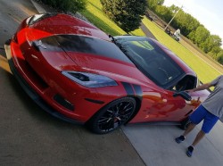 Narrow Body Car without Z06 vent